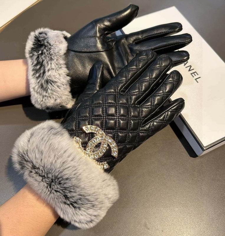 Chanel gloves hm240